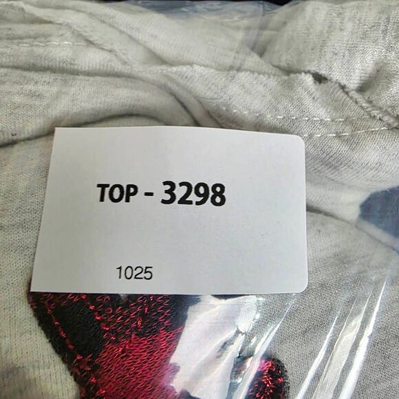 Maurices Gray Hoodie Plaid Snowflake Pullover 1x Plus - Picture 7 of 7